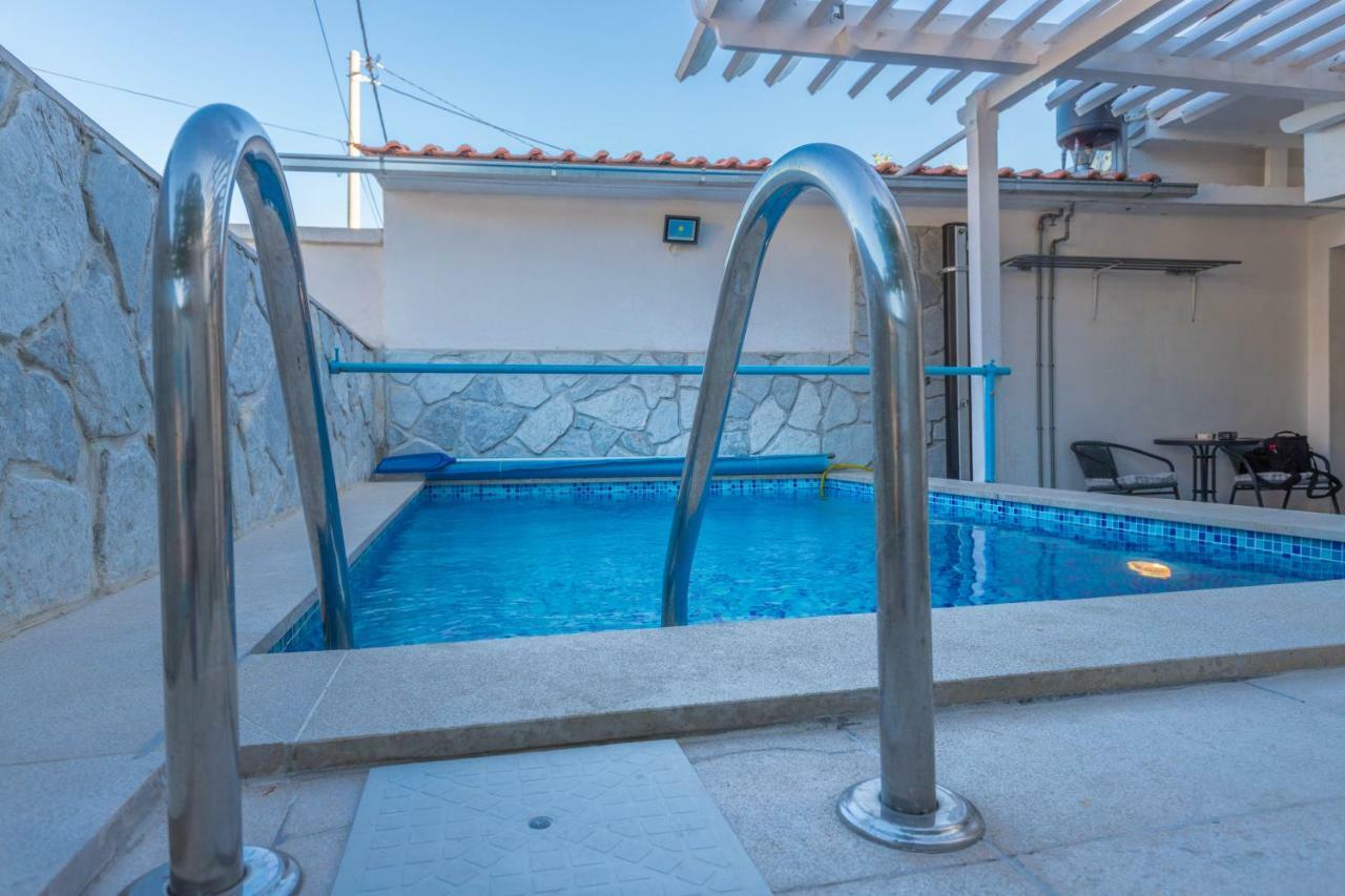 Apartments Lapis Ядраново Екстериор снимка