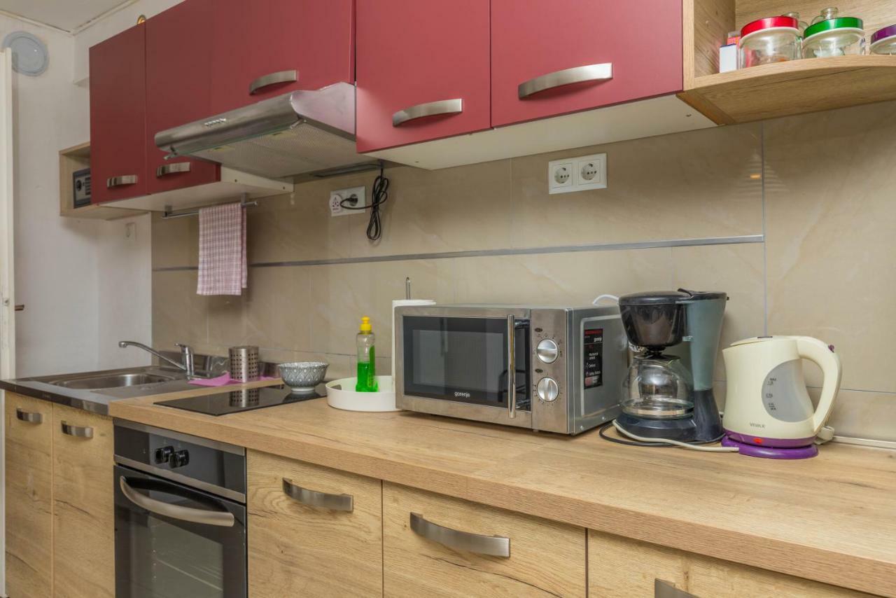 Apartments Lapis Ядраново Екстериор снимка